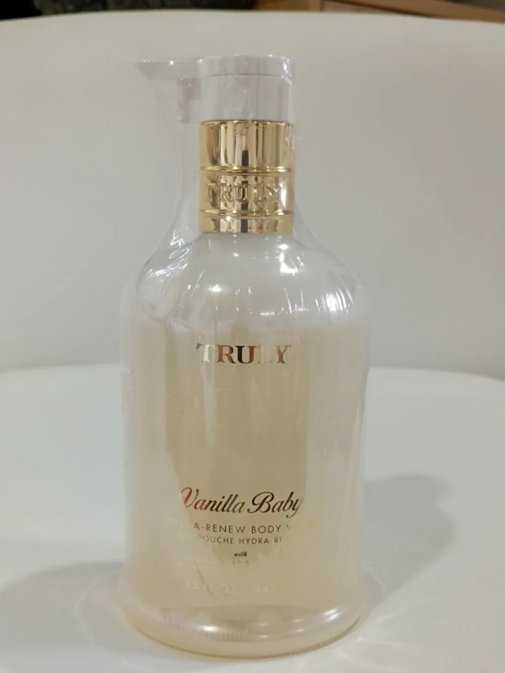 TRULY Vanilla Baby Hydrating Body Wash - Cream & Gold Accents